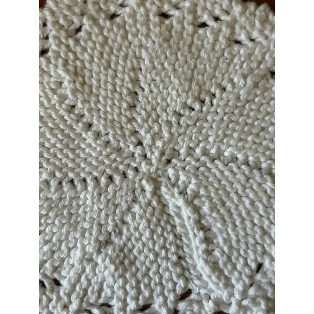 Vintage Crochet Pot Holder Bundle Set 4 Handmade Kitchen Decor White Red Cream